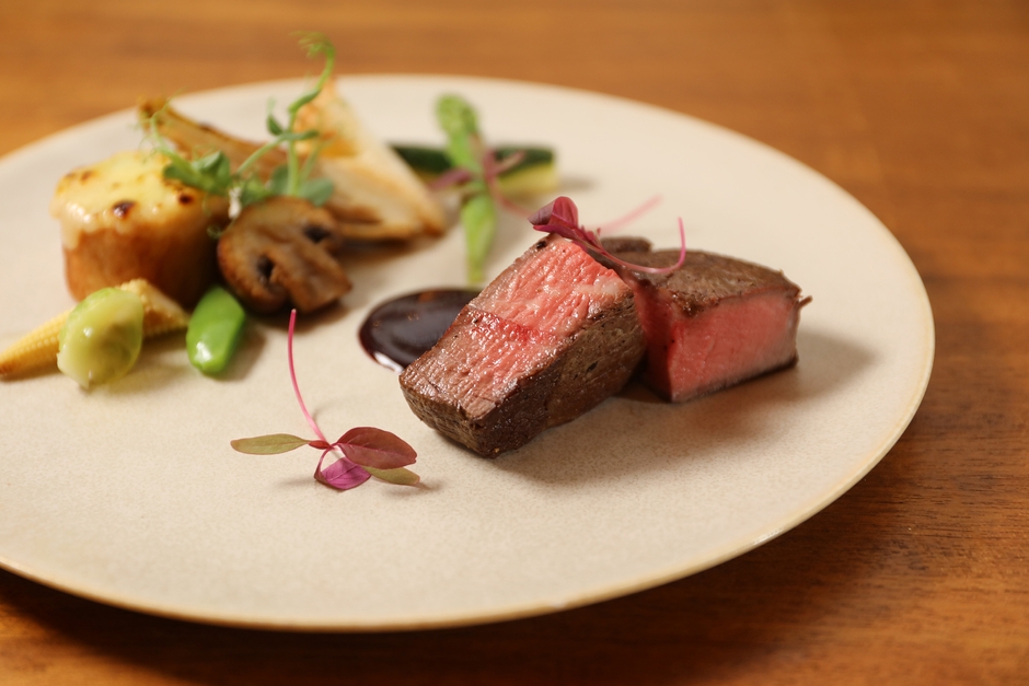 地元食材にもこだわり、ブライダルと同等のクオリティ