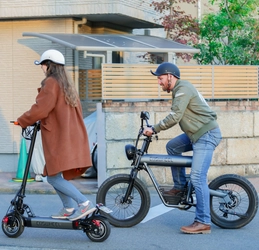 遠距離走行可能な電動バイク＆座れる電動キックボード登場！ 次世代型モビリティ　電動バイクCOSWHEEL SMARTEV、 電動スクーターCOSWHEEL EV SCOOTER　2車種同時発売