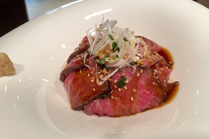 近江牛のローストビーフ丼