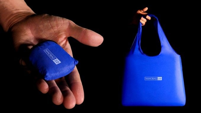 手のひらサイズが特徴のNANOBAG