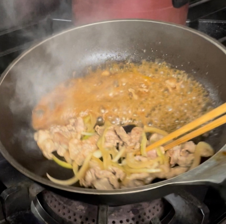 しっかり煮詰めます