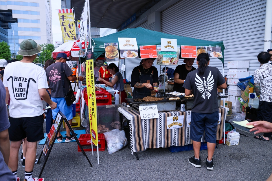 フードブースも多数出店