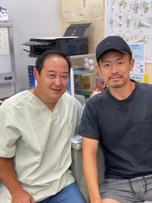 デフサッカー⚽️のデフリンピック連続出場の中島君も治療に来ています!