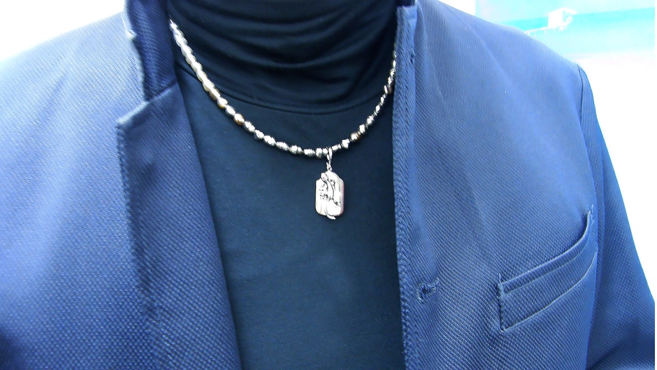 男女兼用 黒蝶ケシネックレス＆GEKKOペンダント  