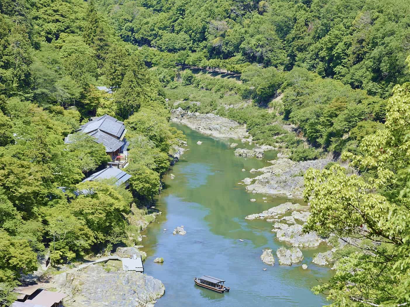 【星のや京都】奥嵐山で京文化に触れる久しぶりの優雅な一日~京都市内から車で約 30 分、3 密のない 25 室の日本旅館~