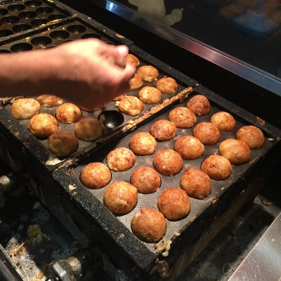 7味のたこ焼きを引っさげ北海道の大地に参上！　 トラック屋台で大阪のファンキーソウルフードを提供