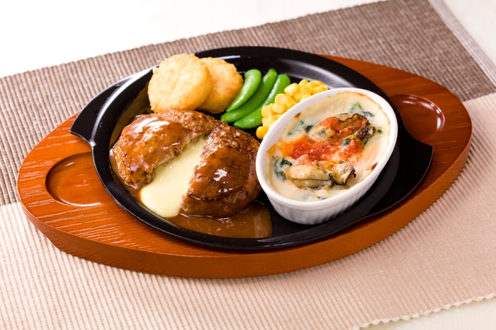 チーズINハンバーグ&牡蠣のクリーミーグラタン