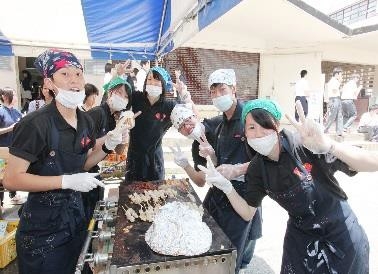 昨年度の近梅祭模擬店の様子