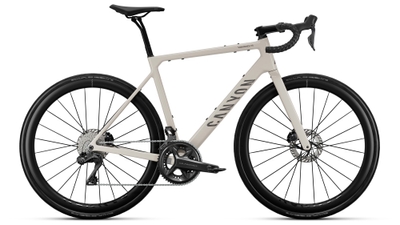 エンデュレース CF 8 Di2 平均重量8.2kg 619,000円(税込)