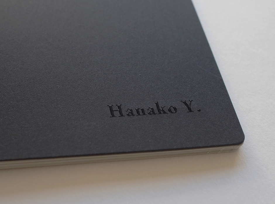 Log book名入れカスタマイズ グロス(ツヤ出し)のサンプル