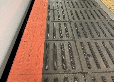 ホーム端ＣＰライン