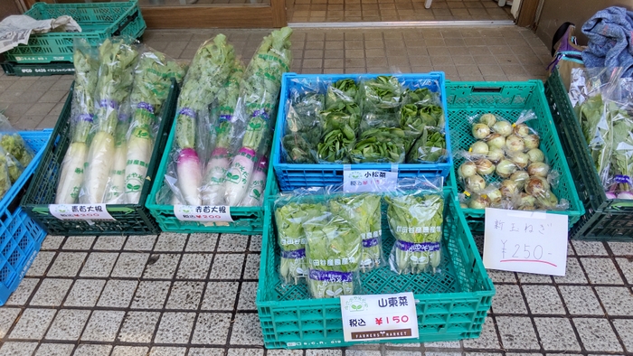 前回の地場野菜販売の様子※今回の出品内容とは異なります