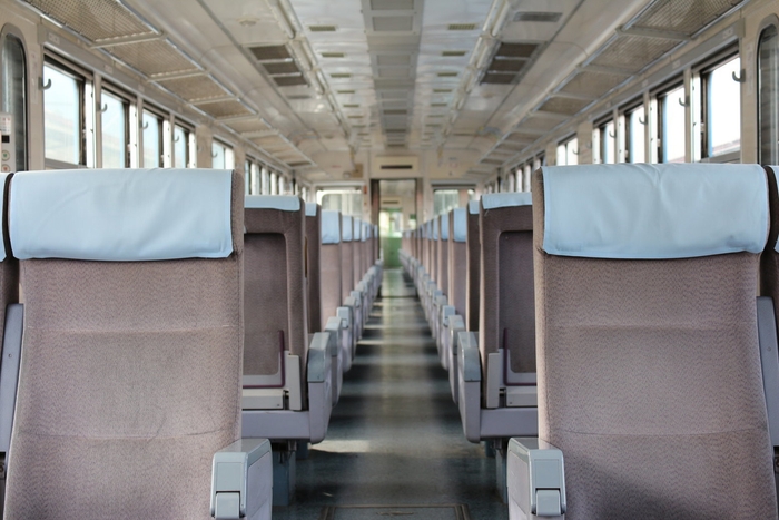 急行列車イメージ2