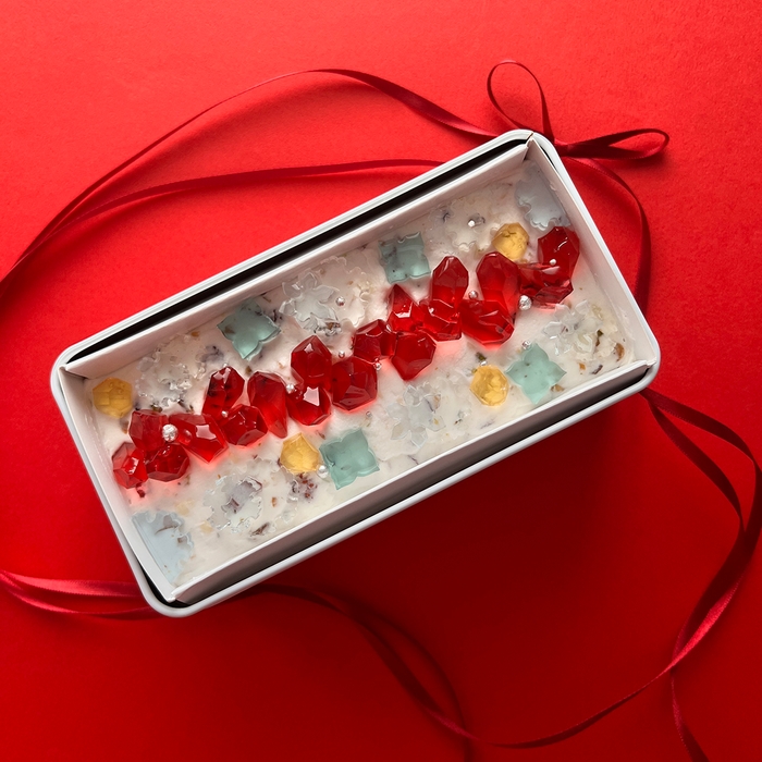 宝石のカッサータ~ストロベリースノークリスタル~