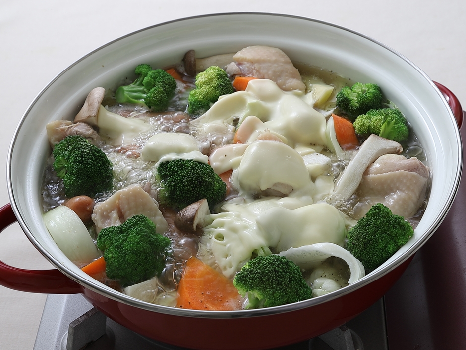 チーズで仕上げるポトフ鍋