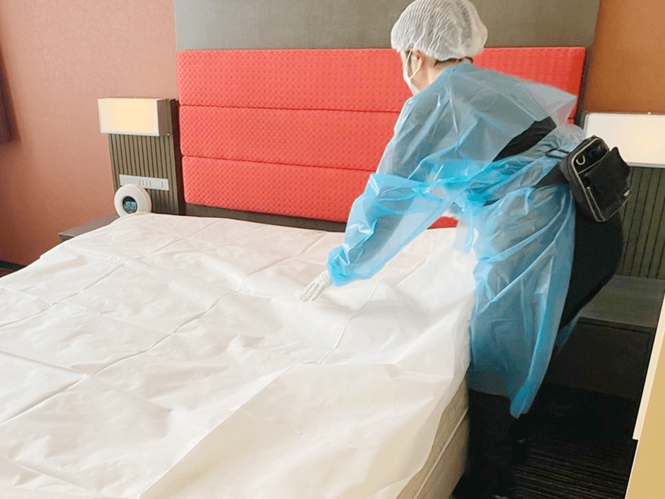 <ベッドメイキング>