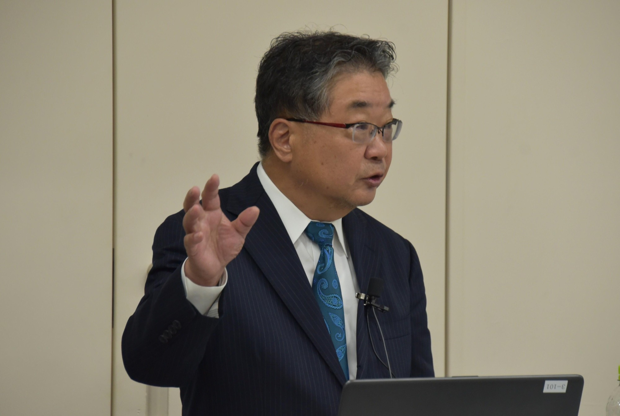【名城大学】薬学部の森和俊教授が薬学部1年生に特別講義