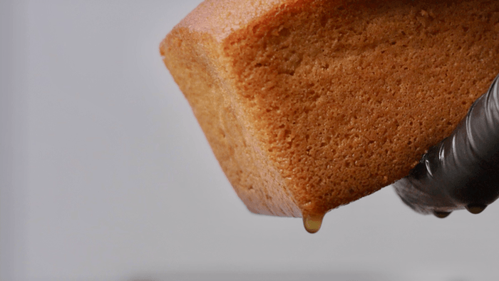 どっぷりとブランデーに浸す「漬け込み製法」