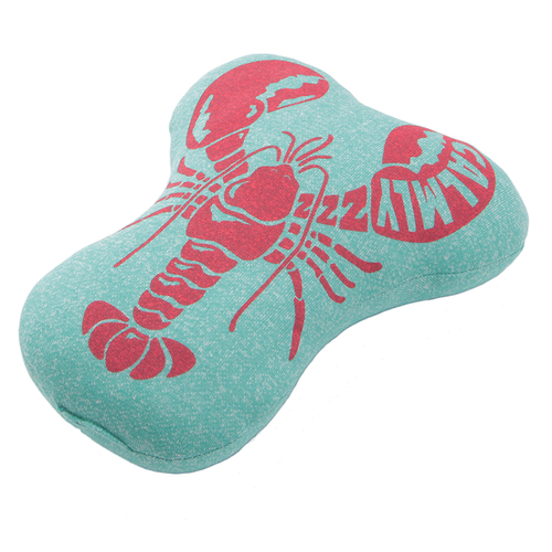 「シートベルトクッション Lobster」価格：490円／サイズ：W20×H29×D10cm 