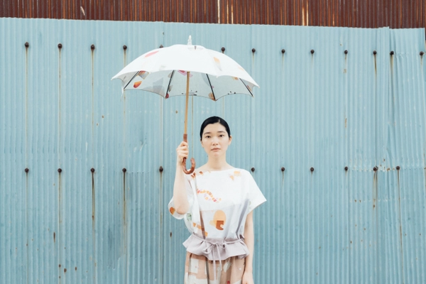 イイダ傘店×spoken words project　 オーダーメイド傘の受注会開催　 原田郁子×寺尾紗穂による書き下ろし楽曲「傘の向こう」も公開