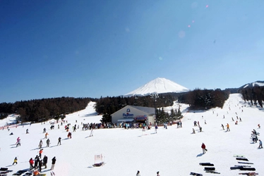 山梨県・富士山麓のスキー場　ふじてんスノーリゾート 新企画！スノーパーク攻略無料レッスン「ビギナーズキャンプ」開催！