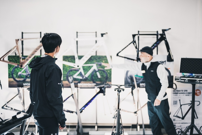 カスタムオーダープログラムのサンプルを展示　写真：CHABECK / キャニオンバイシクルズ・ジャパン株式会社