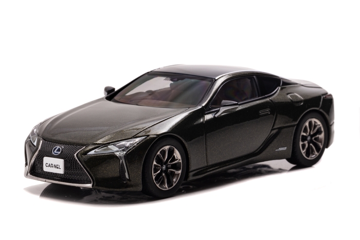 LC500h PATINA Elegance Terraine Khaki Mica Metallic:前