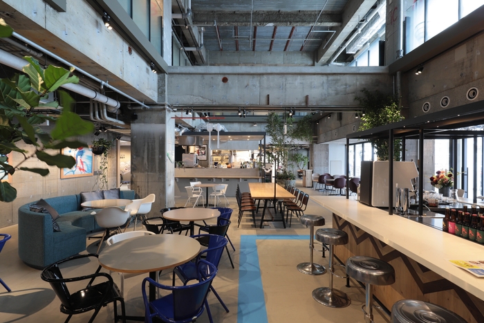 2・3F STATION LOBBY