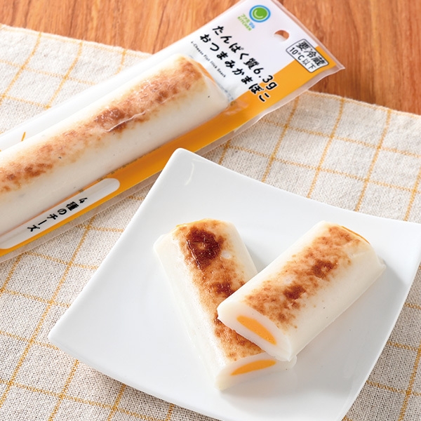 ファミマルKITCHEN たんぱく質6.3gおつまみかまぼこ 4種のチーズ