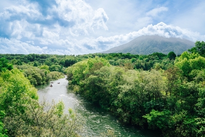 羊蹄山と尻別川