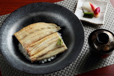 菖鰻~SHOMAN~「鰻白焼丼」