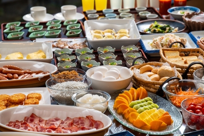 朝食バイキング