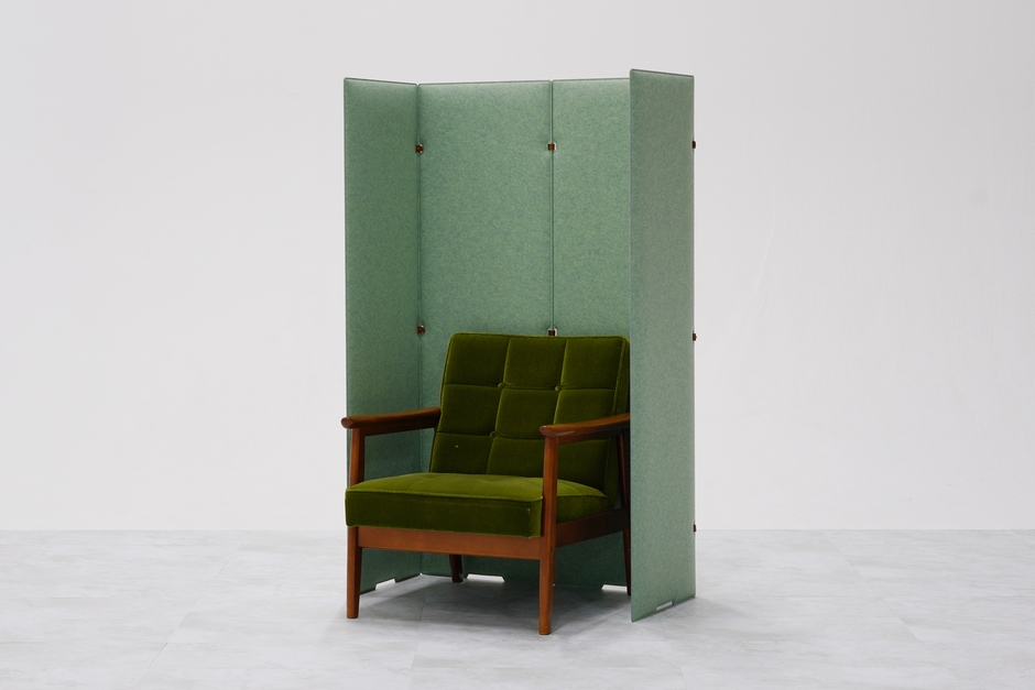 140cmを使用したパーソナルブース