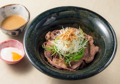 ◆国産牛すき焼きうどん 2,800円
