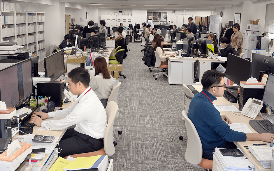 ストラーダグループ　オフィスの様子