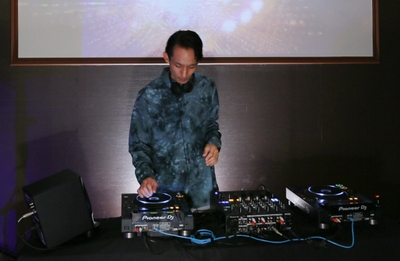 DJによる音楽演出