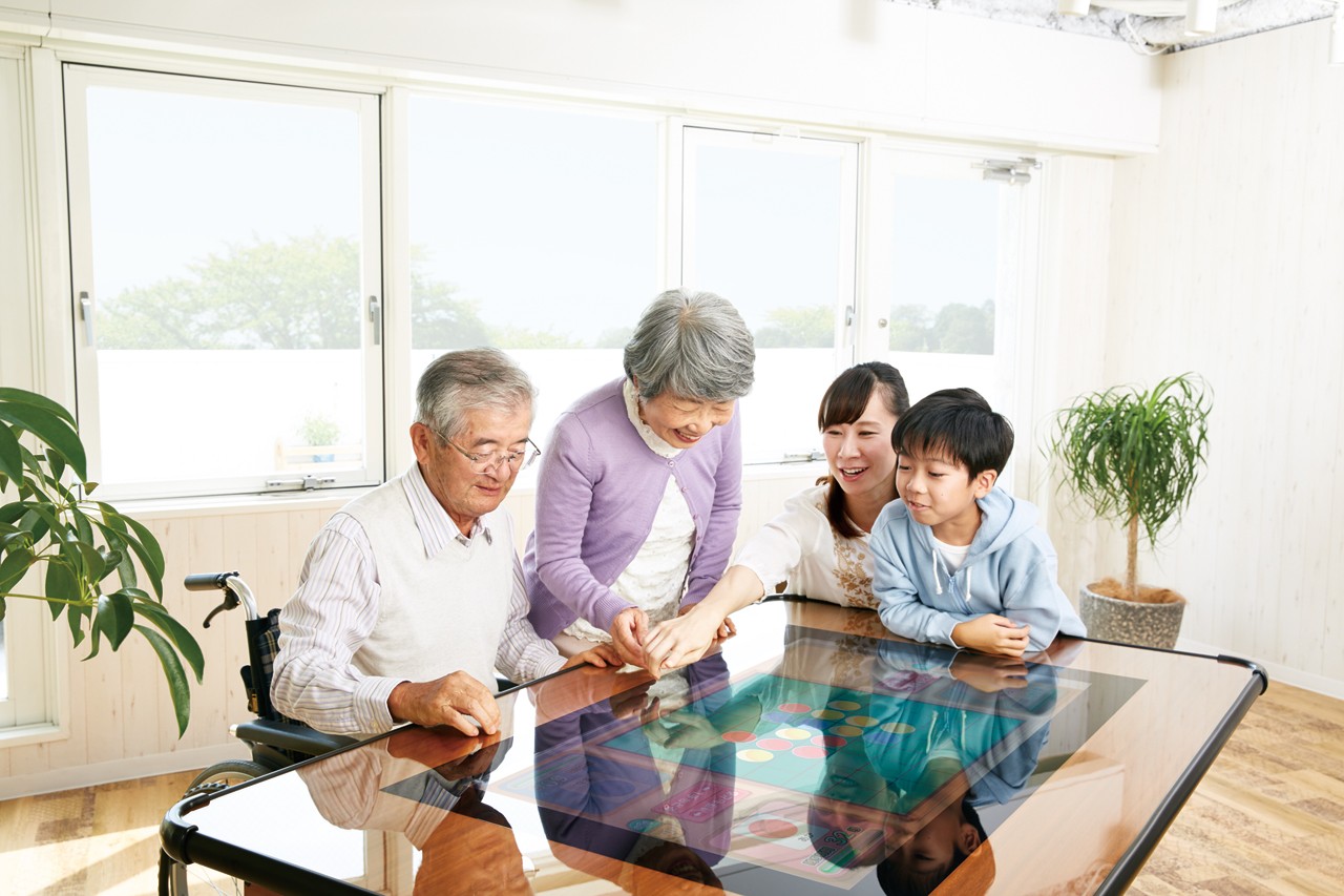 ゲームを活用したレクリエーションが、認知症高齢者の“楽しい参加”を支える可能性