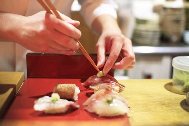 福岡県うきは市の古民家ゲストハウス「以久波」　 地元食材と地元有名店にこだわったオリジナルコースを堪能できる 「夕食オプション」が提供開始から2ヵ月でご予約数110名を突破