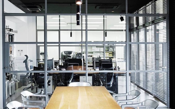 オフィス＆ラボ