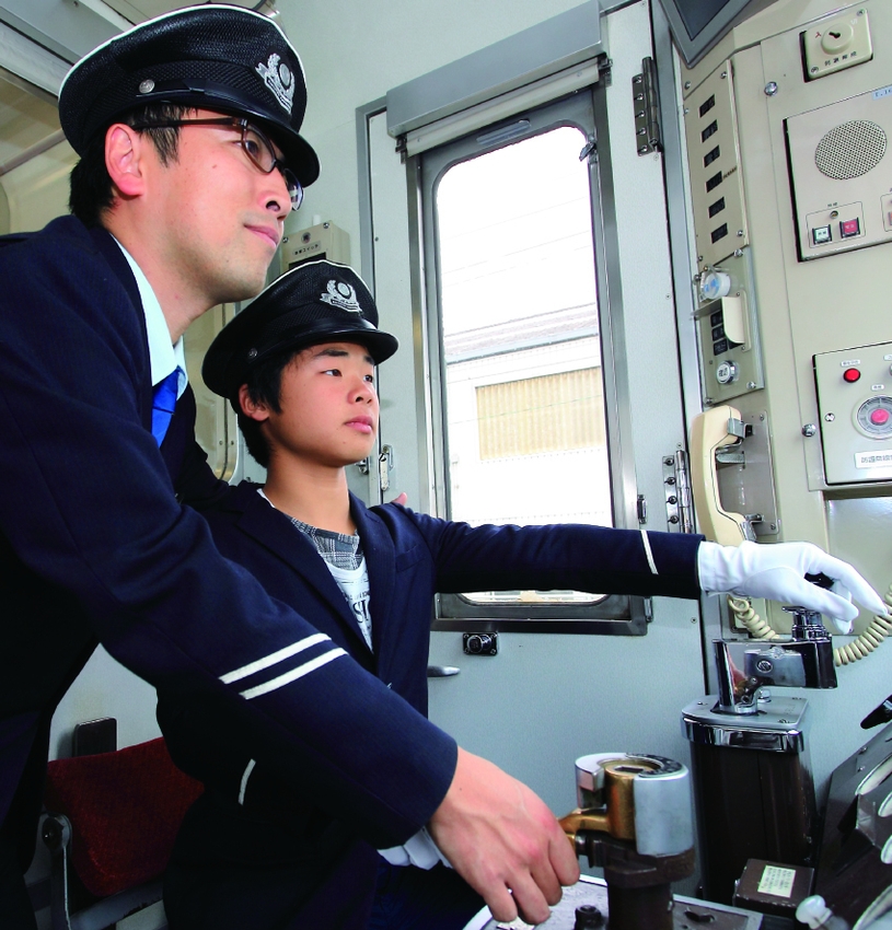 近鉄電車運転体験福袋イメージ