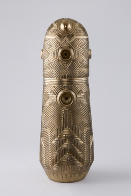 金理 有《煌金彩線刻御社宮司入道》H165cm、作家蔵