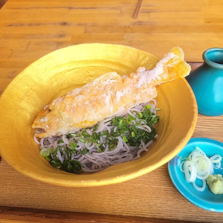 黄金ヤマメそば(冷)～豆乳とろつゆ～