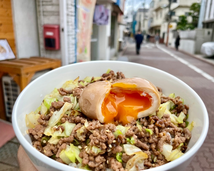 牛豚そぼろ丼 