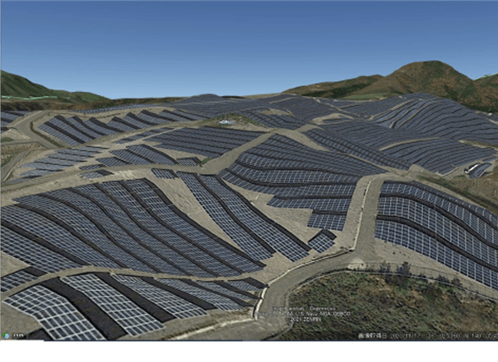 山を削ってのメガソーラー建設