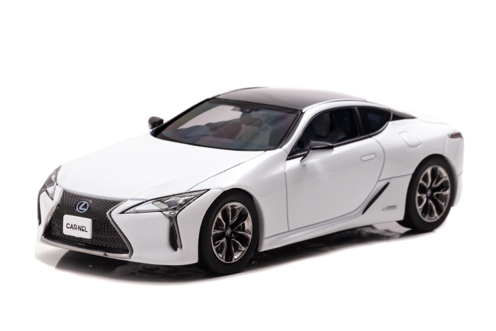 LC500h White Nova Glass Flake:前