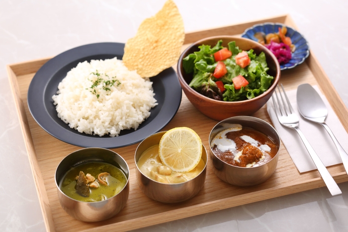 <週替わり>カレー3種盛り