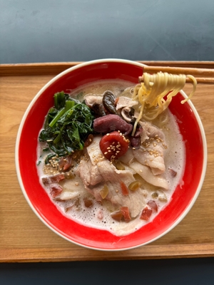 「梅とんラーメン」1,500円