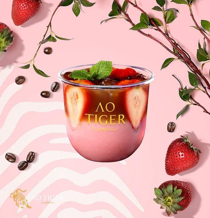 フルーツラテ（イチゴ）