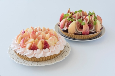 サンデーブランチ　ピーチクリーム＆レアチーズタルト　いちじくのカスタードタルト