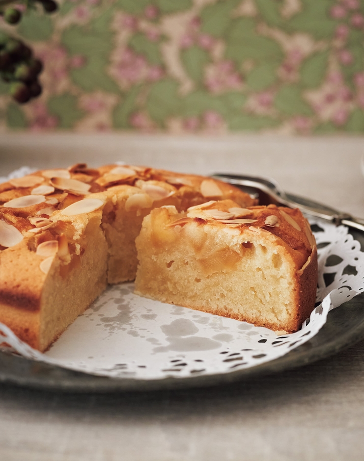 りんご入りフィナンシェ